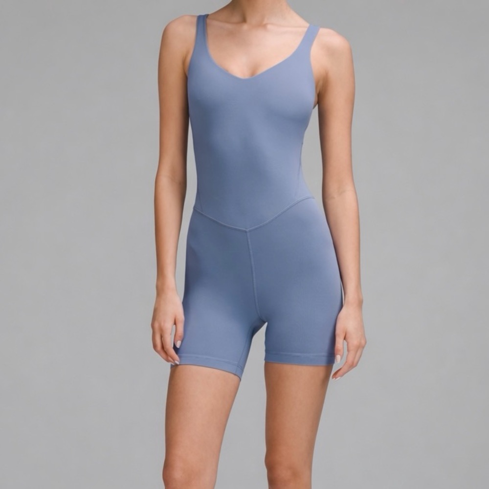 NWT Lululemon Align Bodysuit 6” – Oasis Blue – Size 8